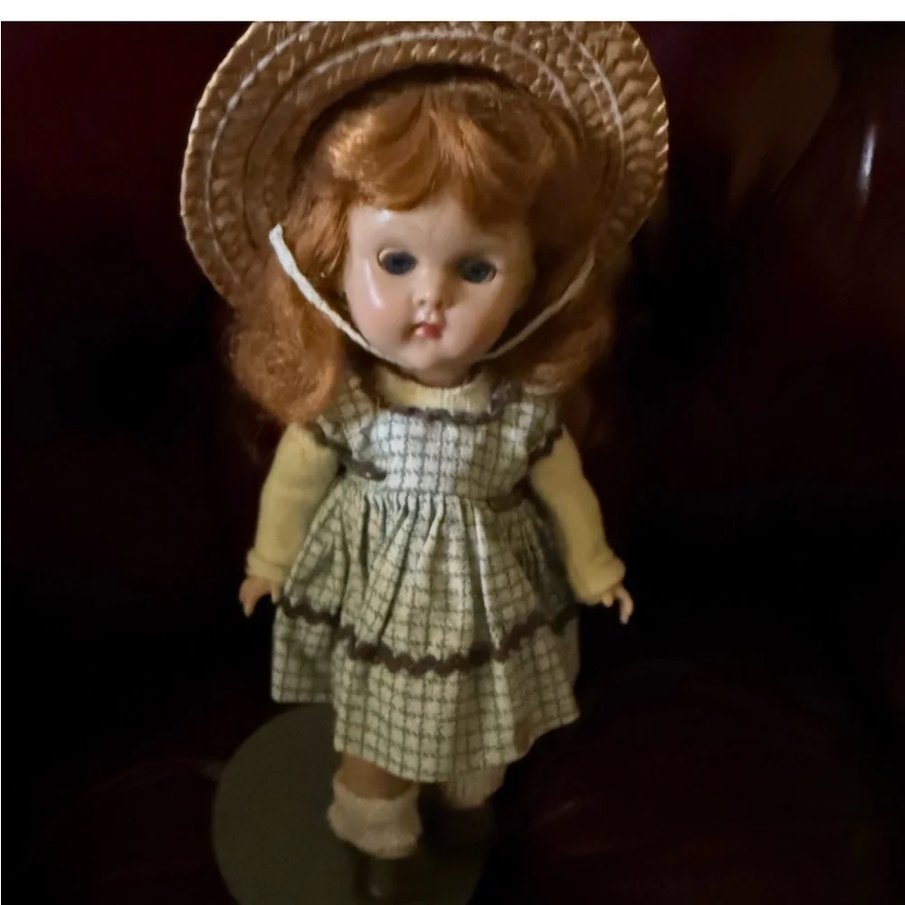 Vintage Vogue GINNY doll bring back your childhood memories Adorable Classic